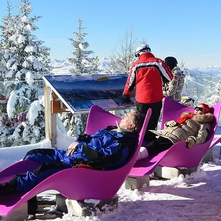 Greisslerei 아파트 아이히